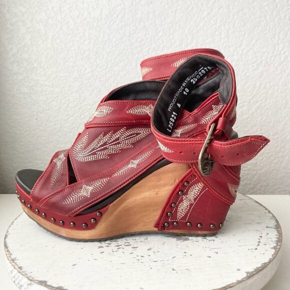 Lane Boots LEXINGTON Womens Red Wedges 10 Western Sandals Cowgirl Wooden Heels - Picture 4 of 11